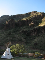 teepee at btsr.JPG